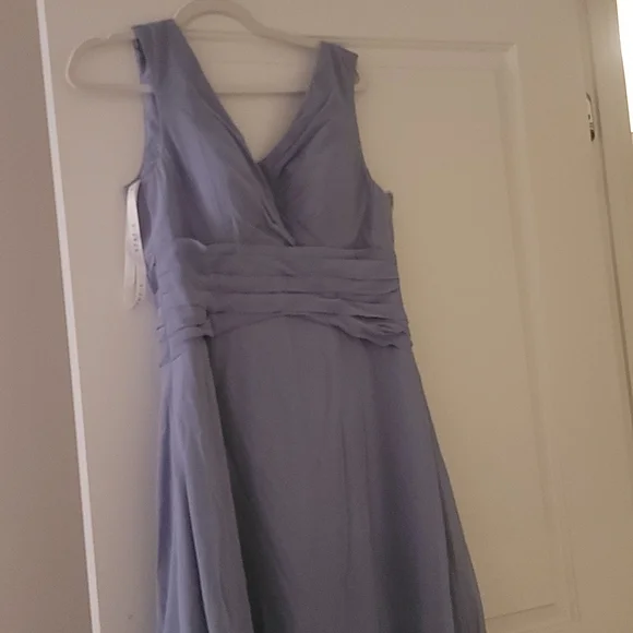 Dress - Picture 4 of 4
